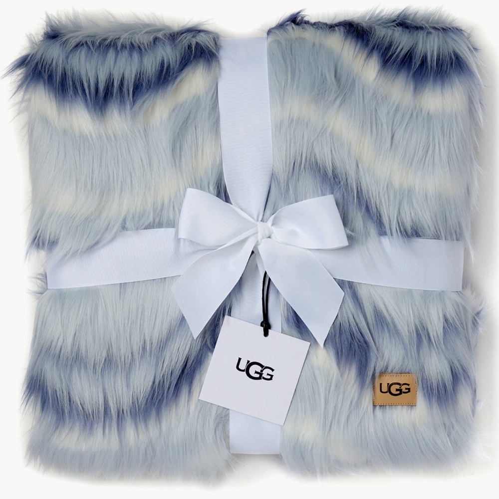 UGG throws - Picture 6 of 12